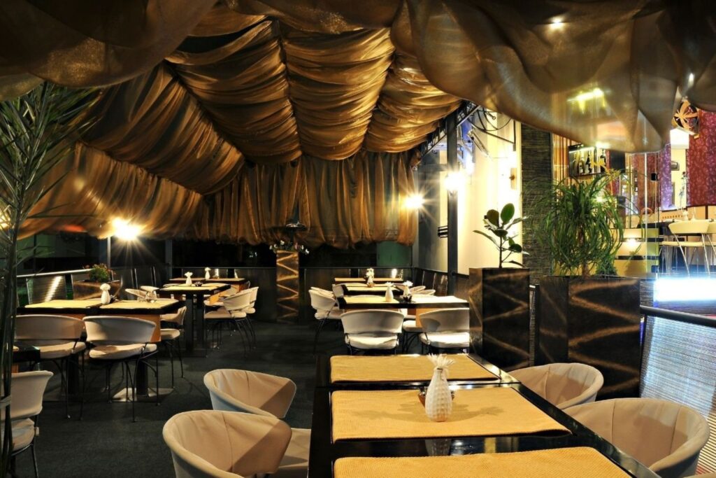 Spring dining ambiance in upscale NYC restaurant with modern interior design