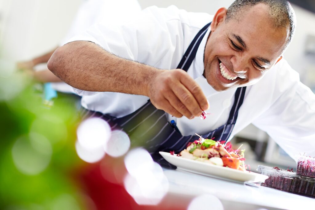 exposição internacional de restaurantes e bares casaquistão chef cozinheiro feliz