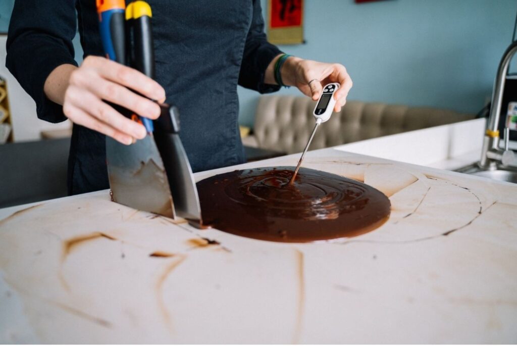 Chocolate tempering professional methods using thermometer for temperature control in home making