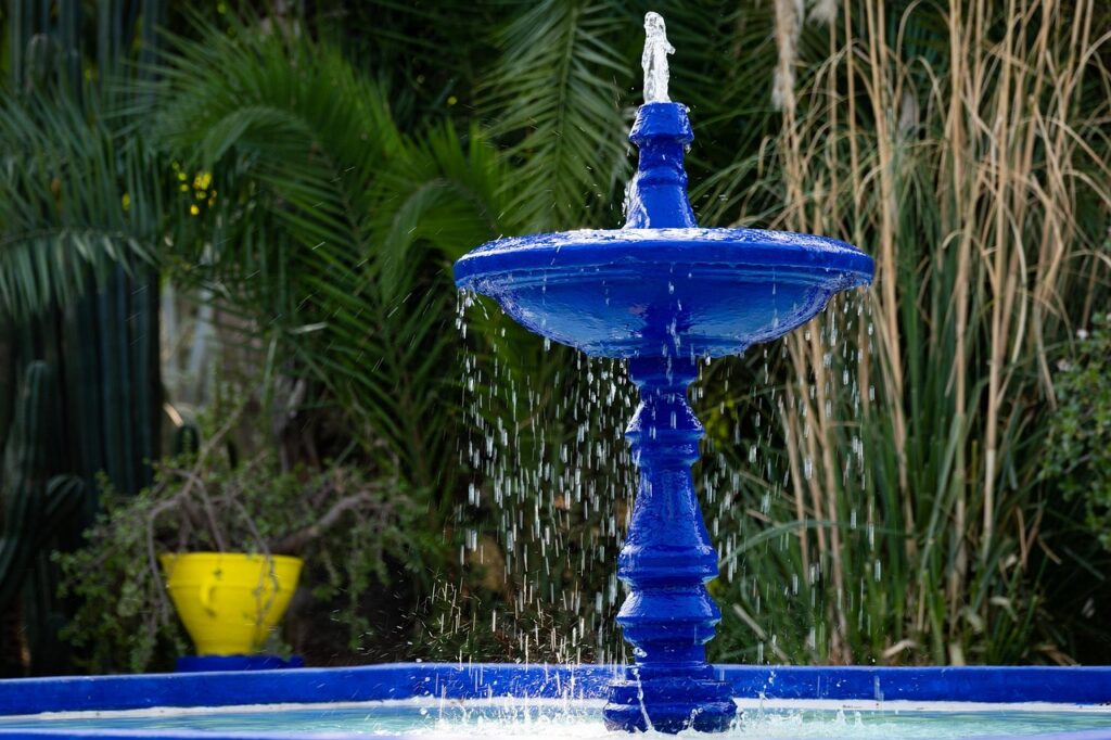 fuente-Jardin-Majorelle-Marrakech-Marruecos-ma-webzine