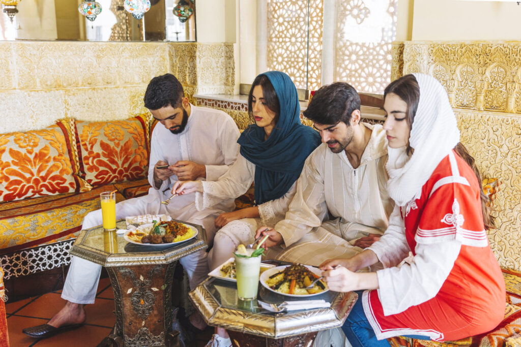amigos-Aïd Al Mawlid 2025 em Marrocos Regras de Feriado Legal e Desafios de RH