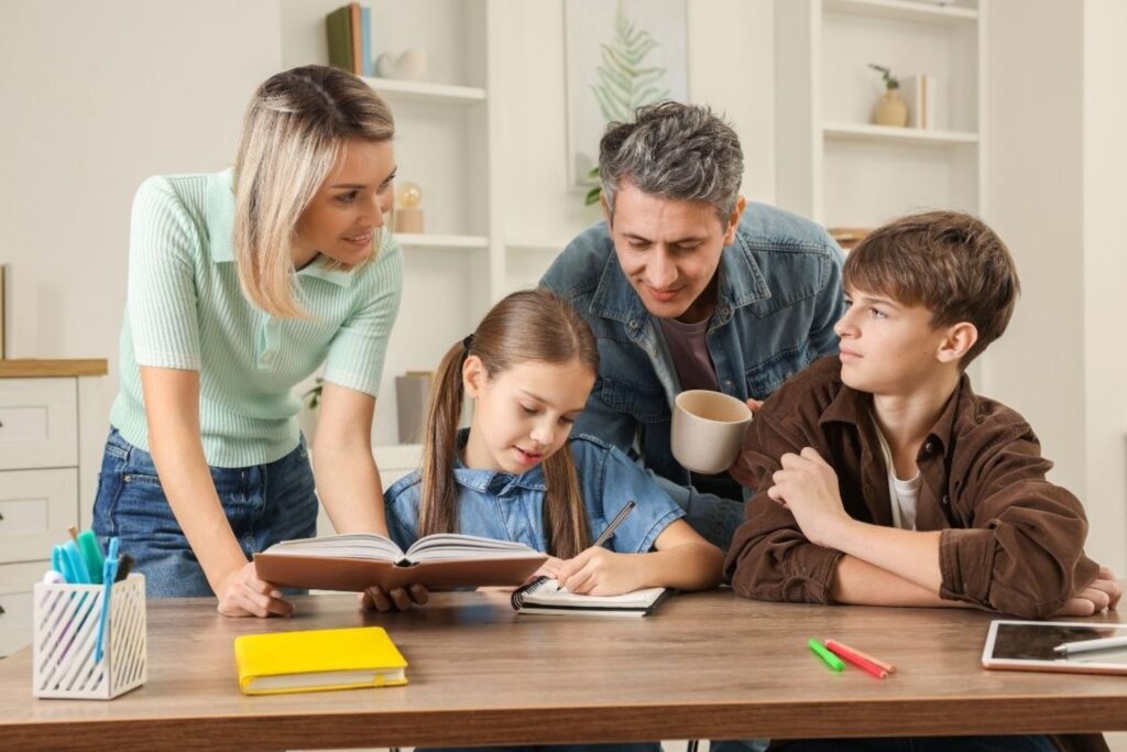 Parenting tips Moroccan families using mealtime conversations for bilingual children language practice