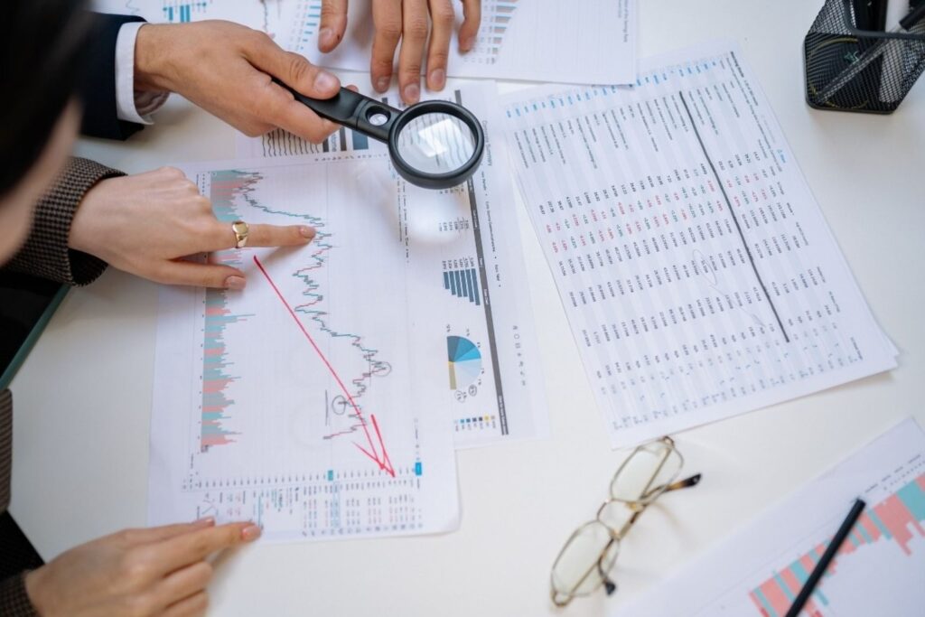 Graphique de succès de la stratégie commerciale montrant la croissance du Q1 des entreprises marocaines et les mesures de performance post-Ramadan