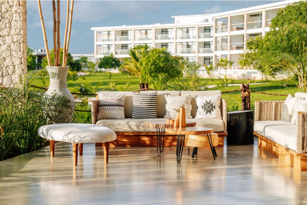 Setting Up Your Dubai Terrace for Fall Parties