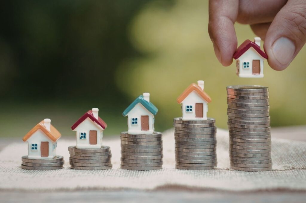 Property market India Q1 investment returns analysis with real estate performance growth data
