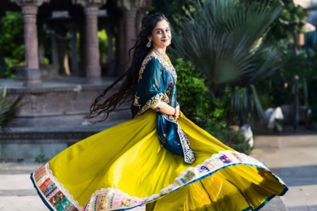 Fashion lovers wearing sustainable spring fashion from Indian designers with traditional crafts